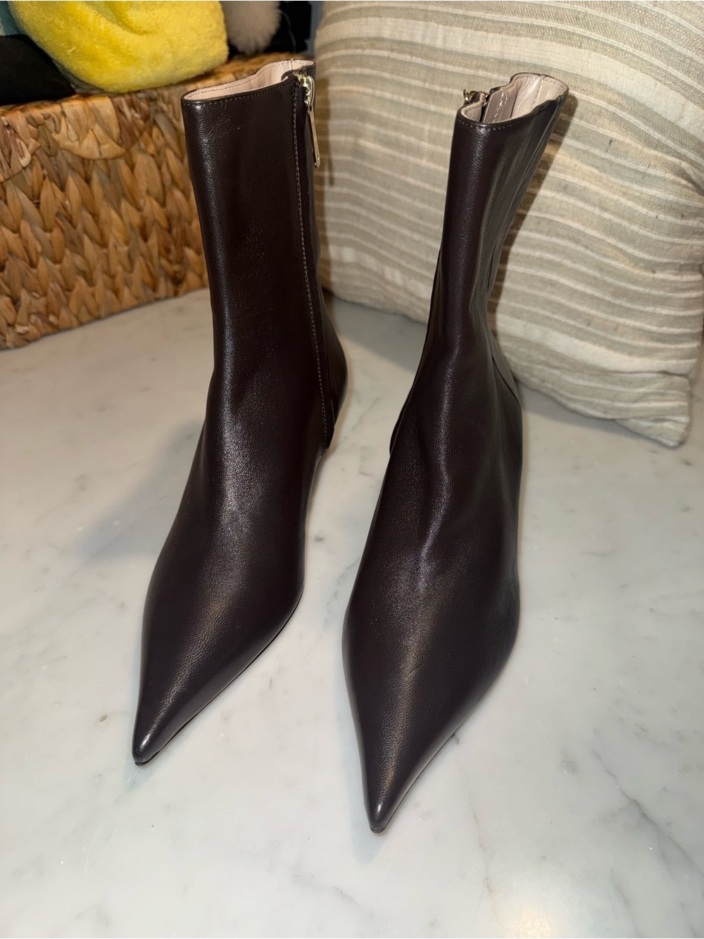 Stuart Weitzman Walnut Brown Pointed-Toe Ankle Boots - Alessia 45 Bootie